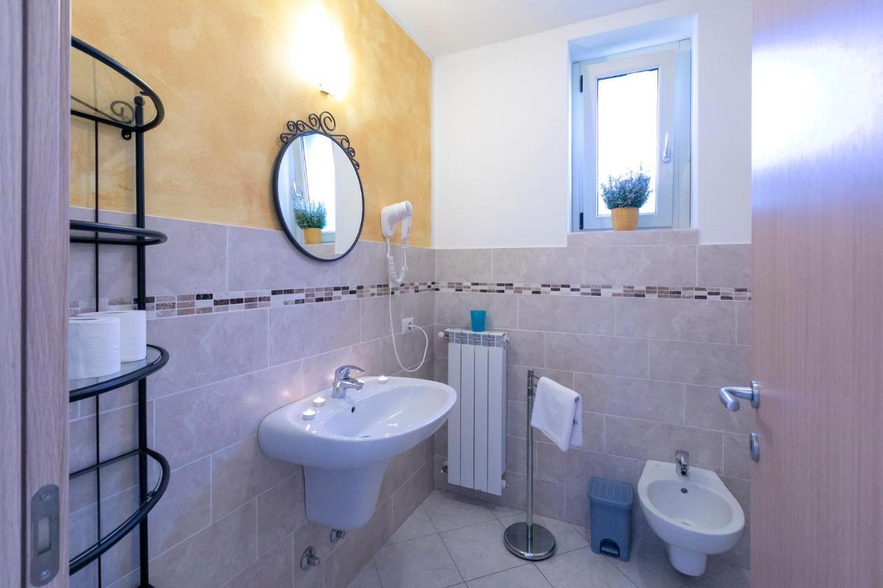 Appartement La Collina Dei Fiori à Vercana Extérieur photo